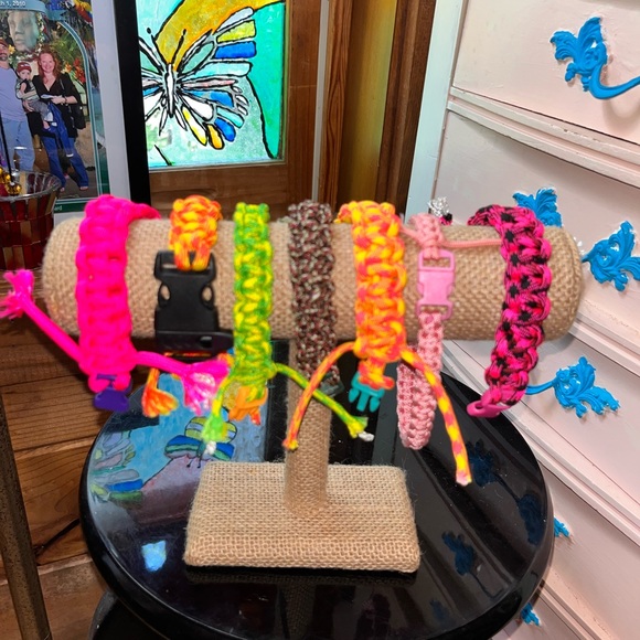 COPY - Coral colored SURVIVAL BRACELET NEW 9.5” - Picture 3 of 5